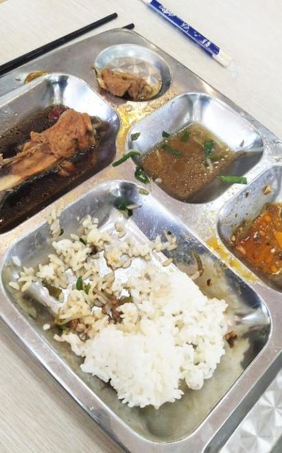 食堂饭