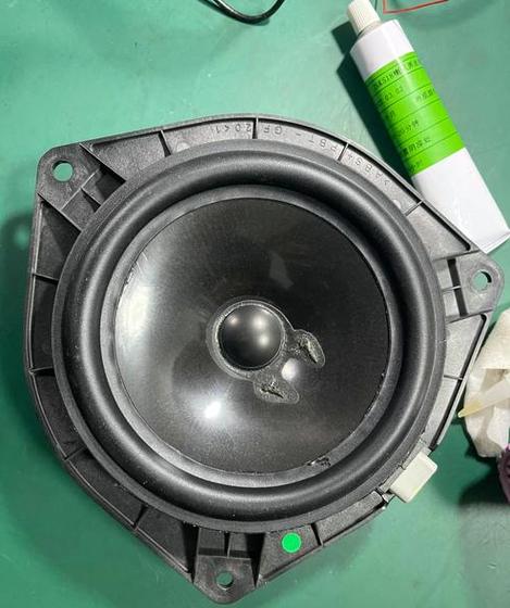 苹果手机扬声器没有声音听筒有声音